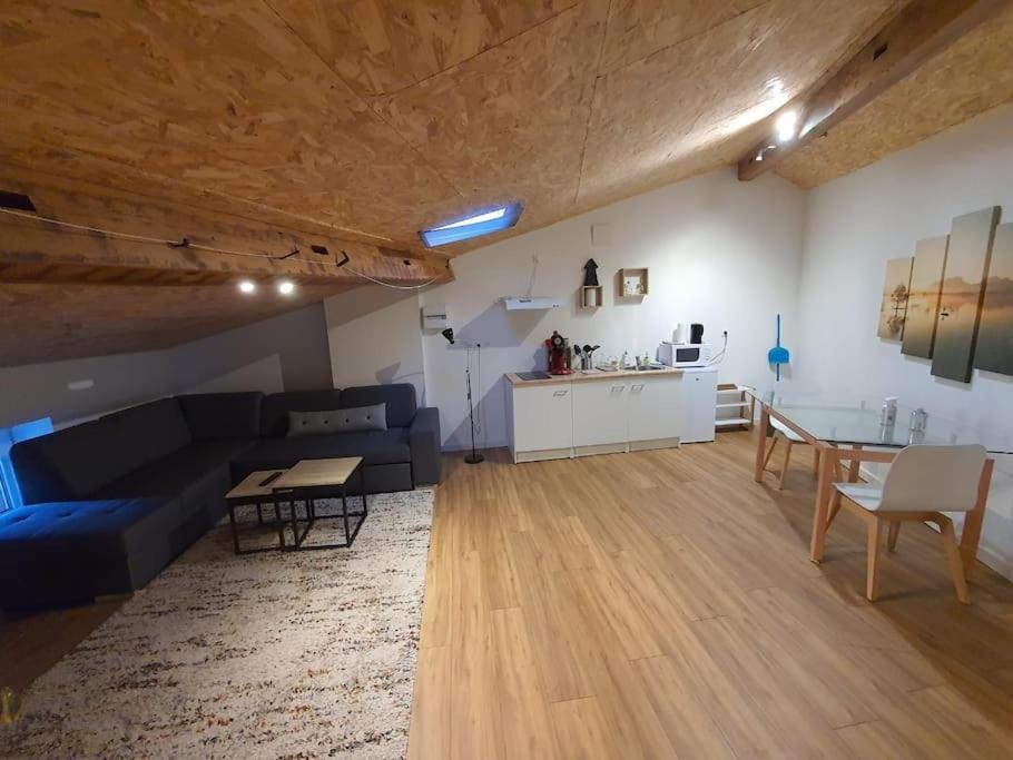 Appartement Loft Du Get à Revel  Extérieur photo